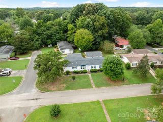 5909 Lake Valley Road 25, Clover, SC 29710