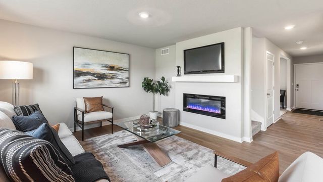 15112 Ironwood Lane, Urbandale, IA 50111
