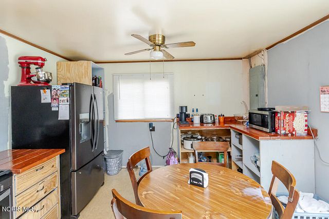 4518 Thackeray Road, Maumee, OH 43537