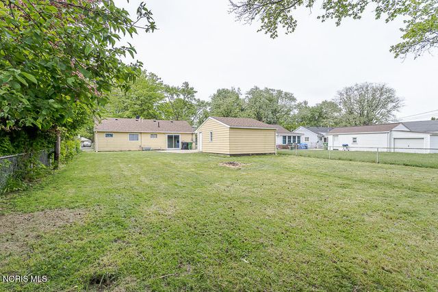 4518 Thackeray Road, Maumee, OH 43537
