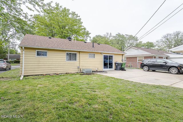 4518 Thackeray Road, Maumee, OH 43537