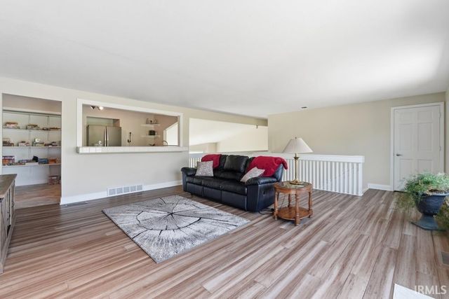 12727 Hardisty Road, Fort Wayne, IN 46845