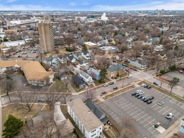 1715 6th Street NE, Minneapolis, MN 55413