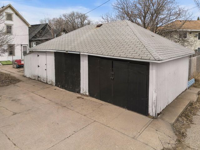 1715 6th Street NE, Minneapolis, MN 55413