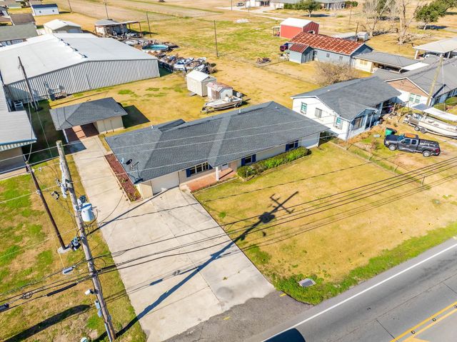 5086 Highway 1, Raceland, LA 70394