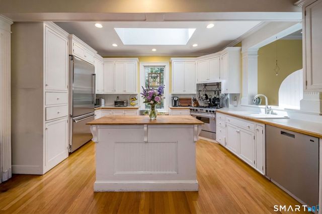 200 Whitfield Street, Guilford, CT 06437