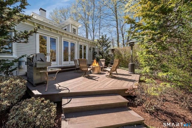 200 Whitfield Street, Guilford, CT 06437