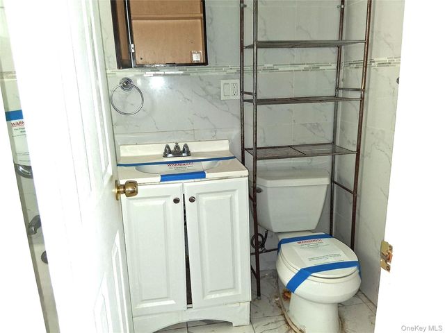 155 W End Avenue, Brooklyn, NY 11235