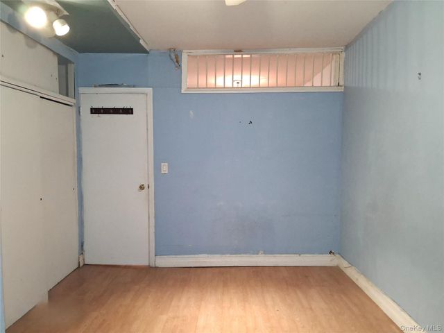 155 W End Avenue, Brooklyn, NY 11235