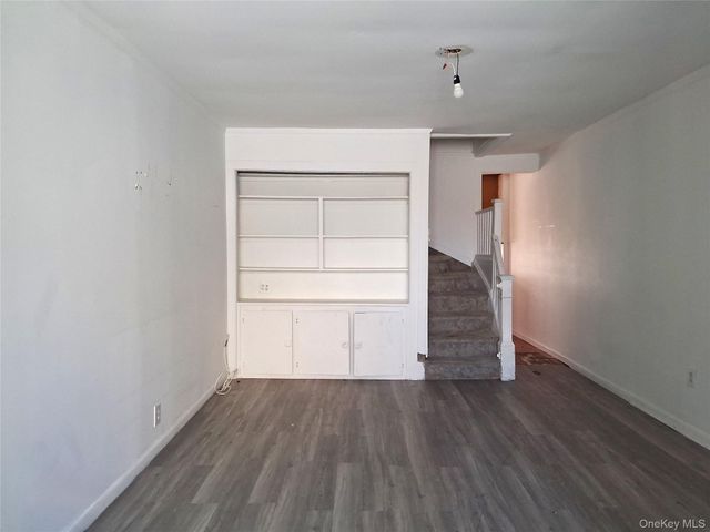 155 W End Avenue, Brooklyn, NY 11235