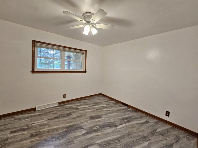 2127 N 122nd STREET, Wauwatosa, WI 53226