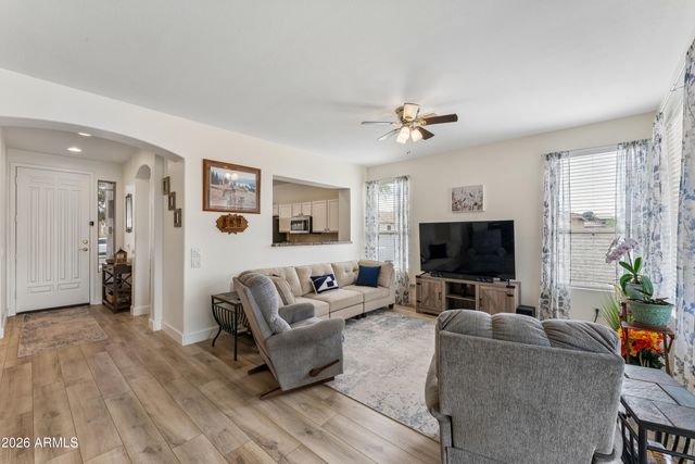 360 N BELL Place, Chandler, AZ 85225