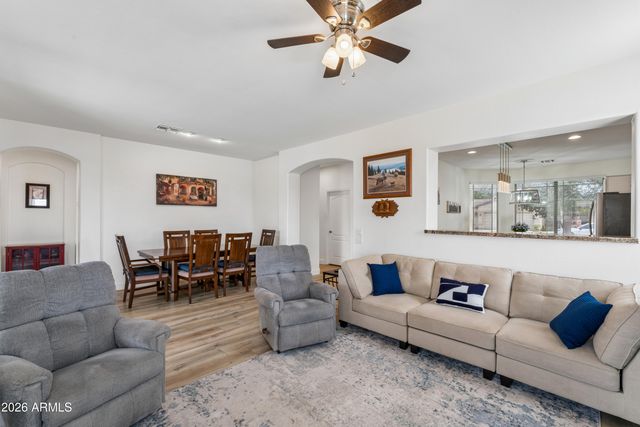 360 N BELL Place, Chandler, AZ 85225