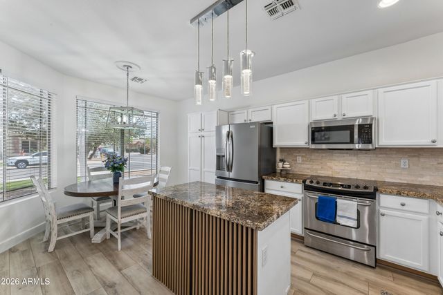 360 N BELL Place, Chandler, AZ 85225