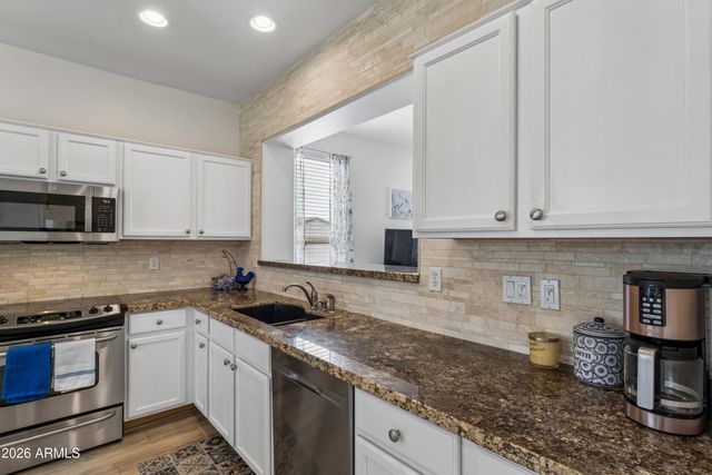 360 N BELL Place, Chandler, AZ 85225