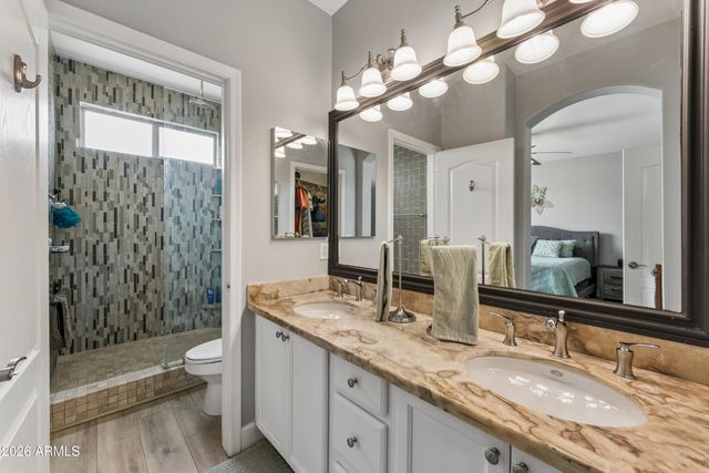 360 N BELL Place, Chandler, AZ 85225