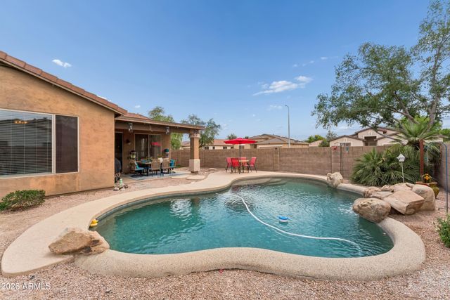 360 N BELL Place, Chandler, AZ 85225