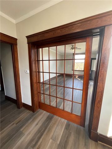 138 E Smithfield St, Mt Pleasant Twp, PA 15666