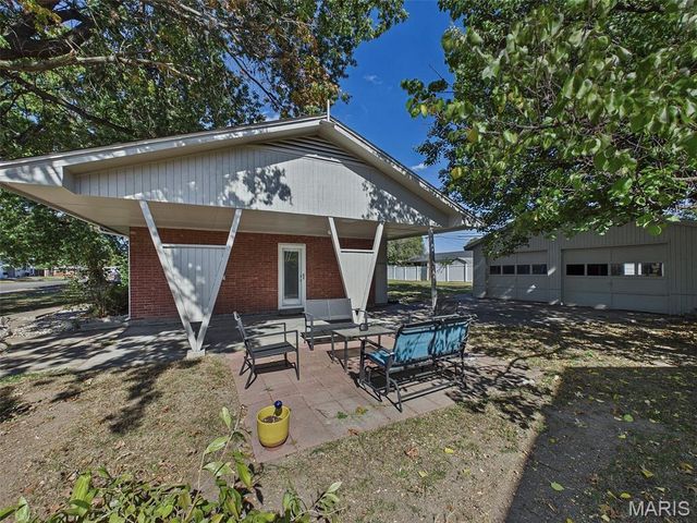3712 Johnson Road, Granite City, IL 62040