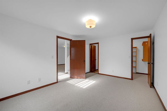 728 S Bristol Cir Unit 14, Wichita, KS 67207