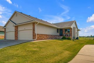 728 S Bristol Cir Unit 14, Wichita, KS 67207