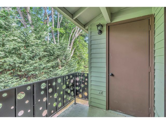 5160 Sw 180TH Ave 6, Beaverton, OR 97078