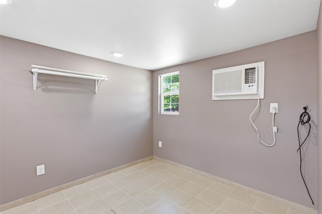 2540 FM 20, Red Rock, TX 78662