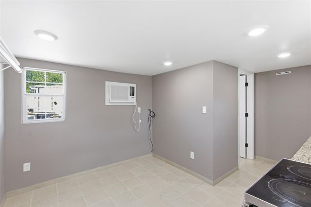 2540 FM 20, Red Rock, TX 78662