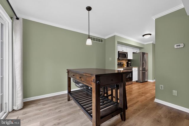 88 VILLAGE DR, Schwenksville, PA 19473