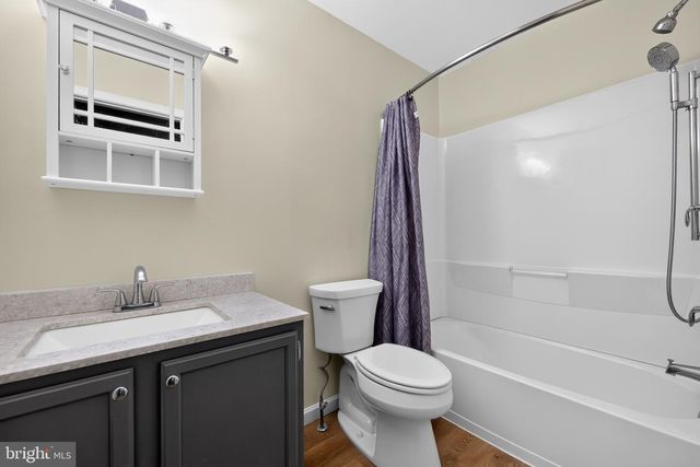 88 VILLAGE DR, Schwenksville, PA 19473