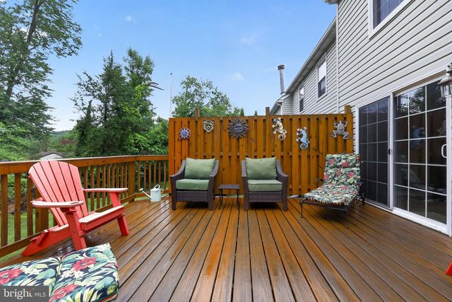 88 VILLAGE DR, Schwenksville, PA 19473