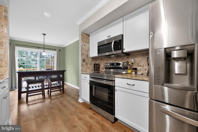 88 VILLAGE DR, Schwenksville, PA 19473