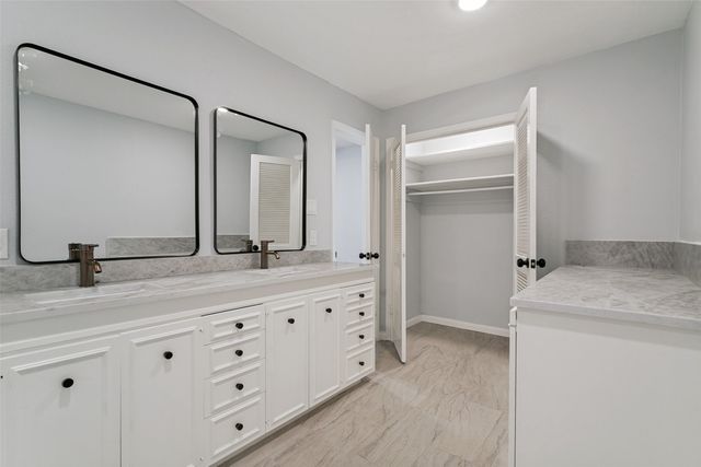 3525 Bangor Court E, Irving, TX 75062