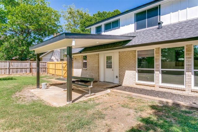 3525 Bangor Court E, Irving, TX 75062