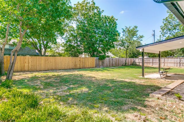 3525 Bangor Court E, Irving, TX 75062