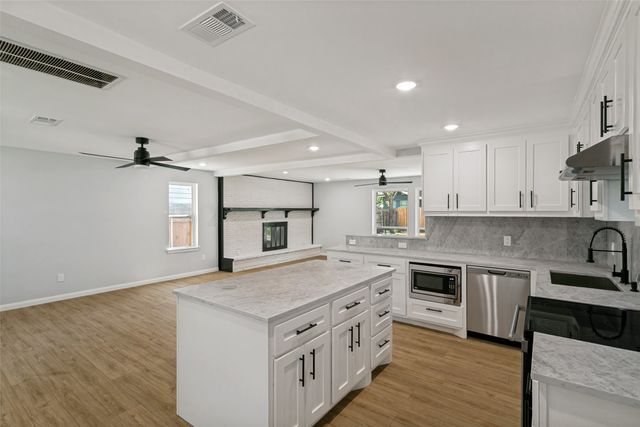 3525 Bangor Court E, Irving, TX 75062