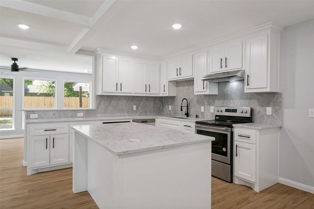 3525 Bangor Court E, Irving, TX 75062