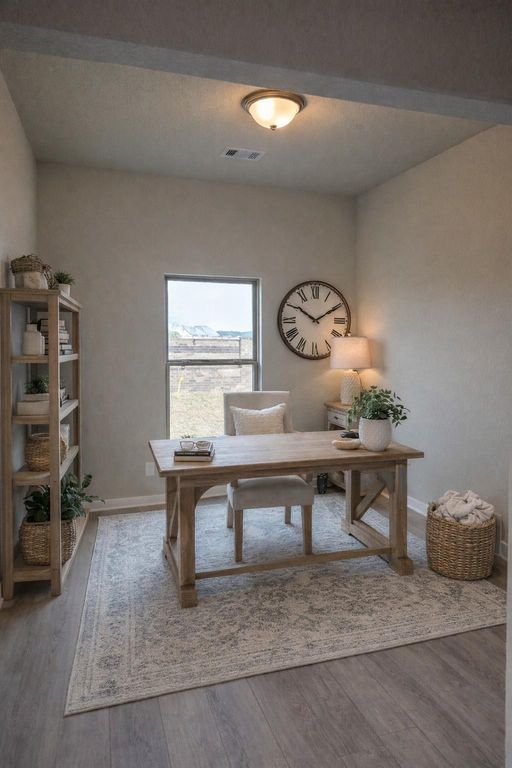 Image 4 of property listing at 6111 Wildflower Fields Court, Richmond, TX 77469