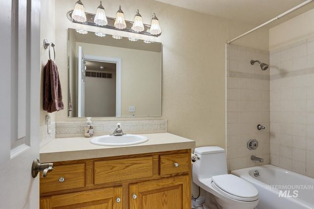11683 W Florida Drive, Boise, ID 83709