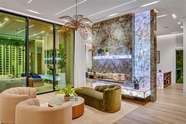 408 Coral Way, Fort Lauderdale, FL 33301