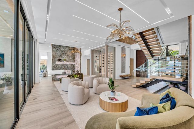 408 Coral Way, Fort Lauderdale, FL 33301