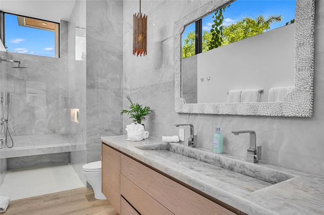 408 Coral Way, Fort Lauderdale, FL 33301