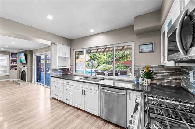 1013 Calle Carrillo, San Dimas, CA 91773