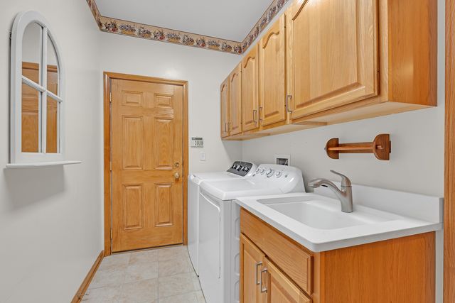 2506 Mustang Trail, Woodstock, IL 60098