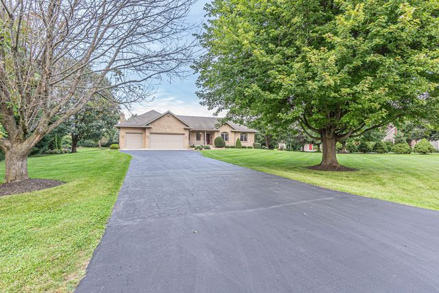 2506 Mustang Trail, Woodstock, IL 60098
