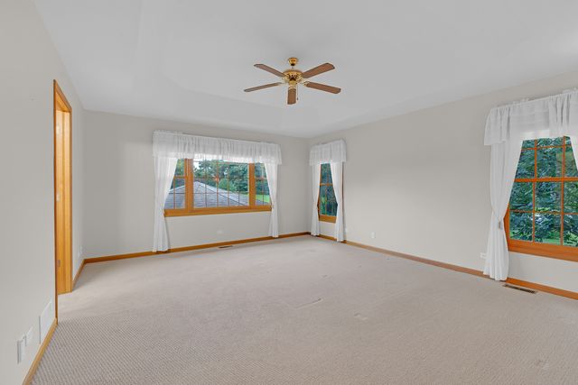 2506 Mustang Trail, Woodstock, IL 60098