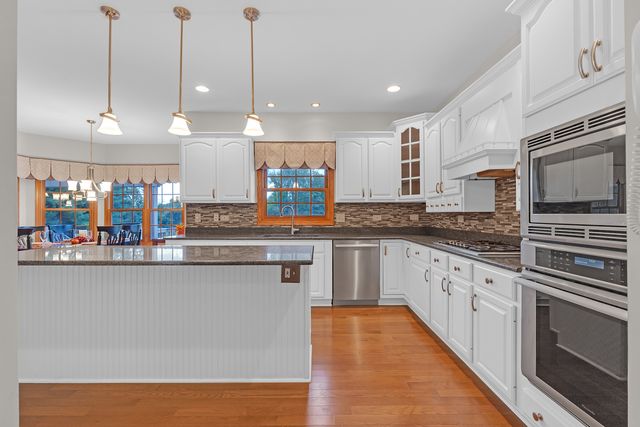 2506 Mustang Trail, Woodstock, IL 60098