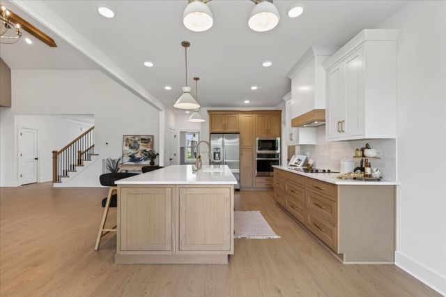 2030 Daniel Johnson Way, Clarksville, TN 37043