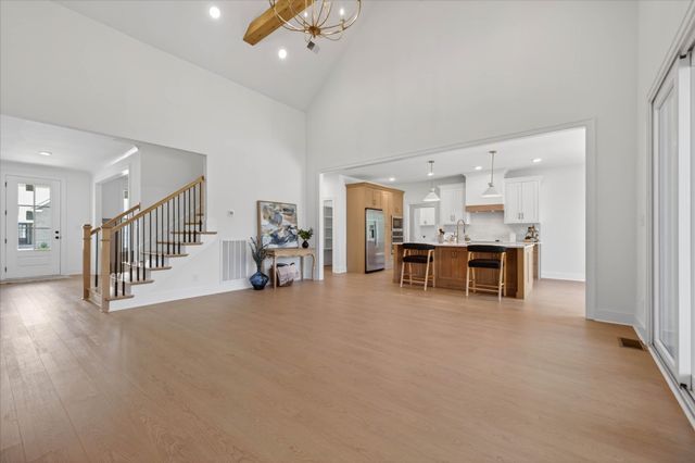 2030 Daniel Johnson Way, Clarksville, TN 37043