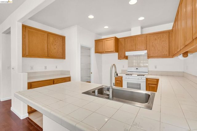 4015 MOUNT DAY COURT, Antioch, CA 94531